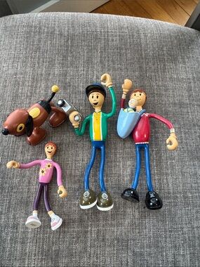 Bendos Kid Galaxy Bendable Action Figures Max mom dad Amy